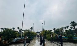 عدسة نخيل عراقي توثق موجة الأمطار داخل أروقة الجامعة المستنصرية ببغداد.